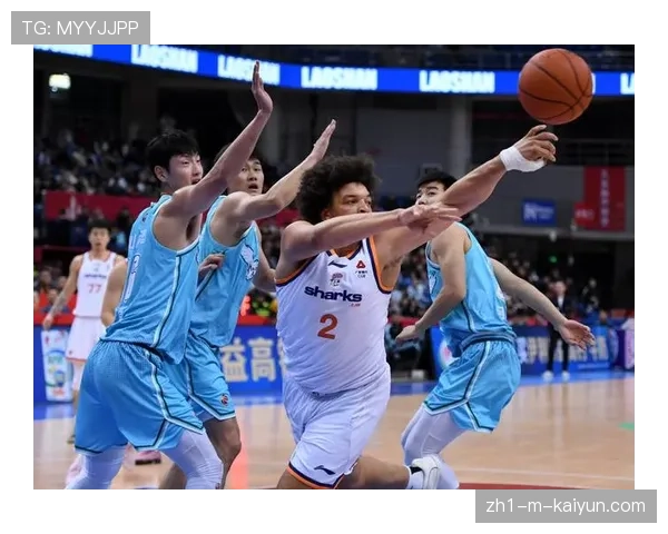 青岛崂山啤酒进攻端转换速度偏慢 对阵上海快攻得分处于劣势